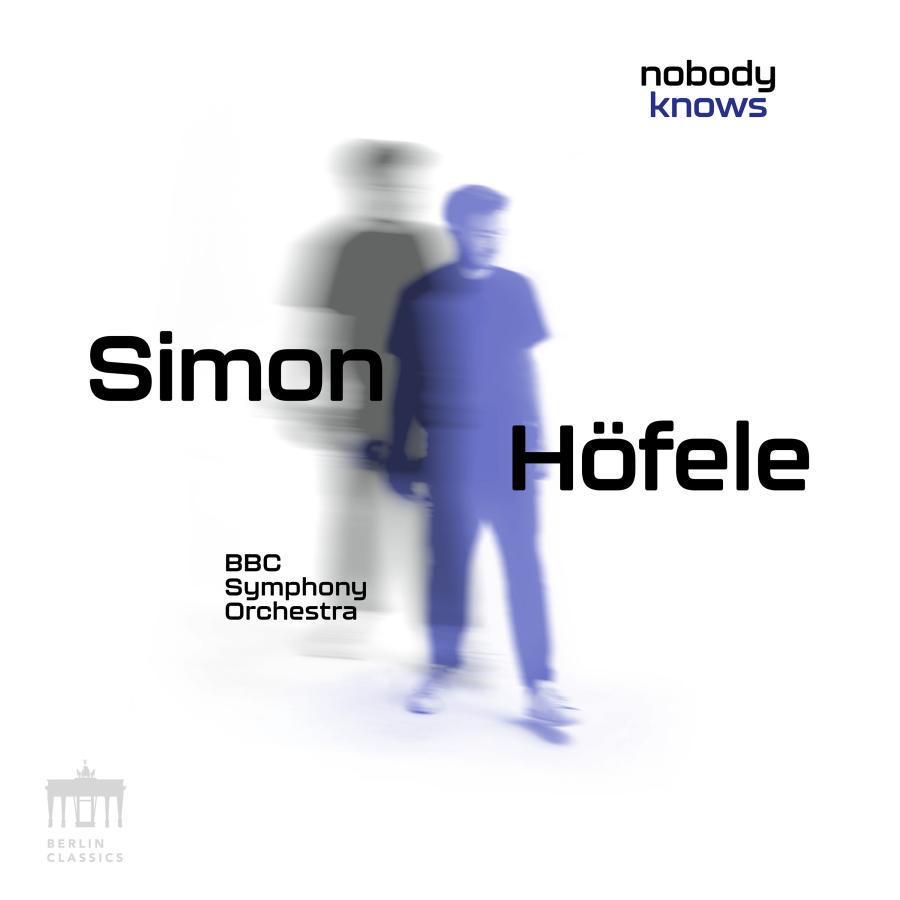 Release-Cover „Nobody Knows“ von Trompeter Simon Höfele mit BBC Symphony Orchestra. Minimalistische helle Grafik mit unscharfer stehender Figur in Blau und Grau sowie großer schwarzer Typografie; luftige, reduzierte Frontalansicht.